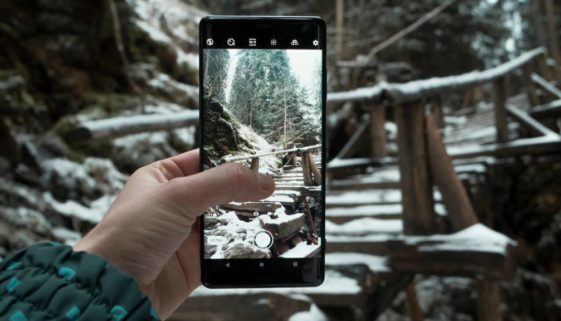 internet_volání_na cestách_sim karty_data_xperia xz3